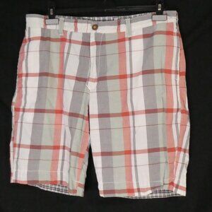 Reversible Plaid Shorts | size 36 | Button and Zipper Closure | Pockets